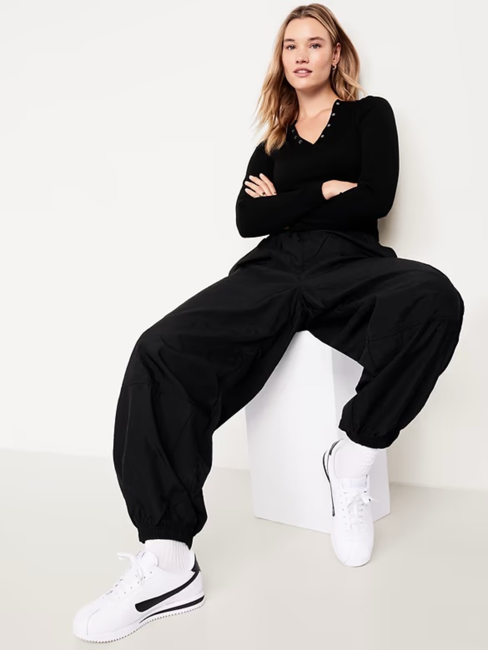 Old navy black windbreaker parachute pants womens xs petite BNWT balloon bloomer - Picture 3 of 9